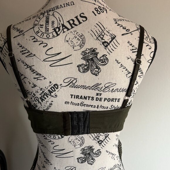 ClauCloud Olive/Green Lace & Mesh Babydoll Top - Feminine & Flowy (Never Worn) - Picture 3 of 5